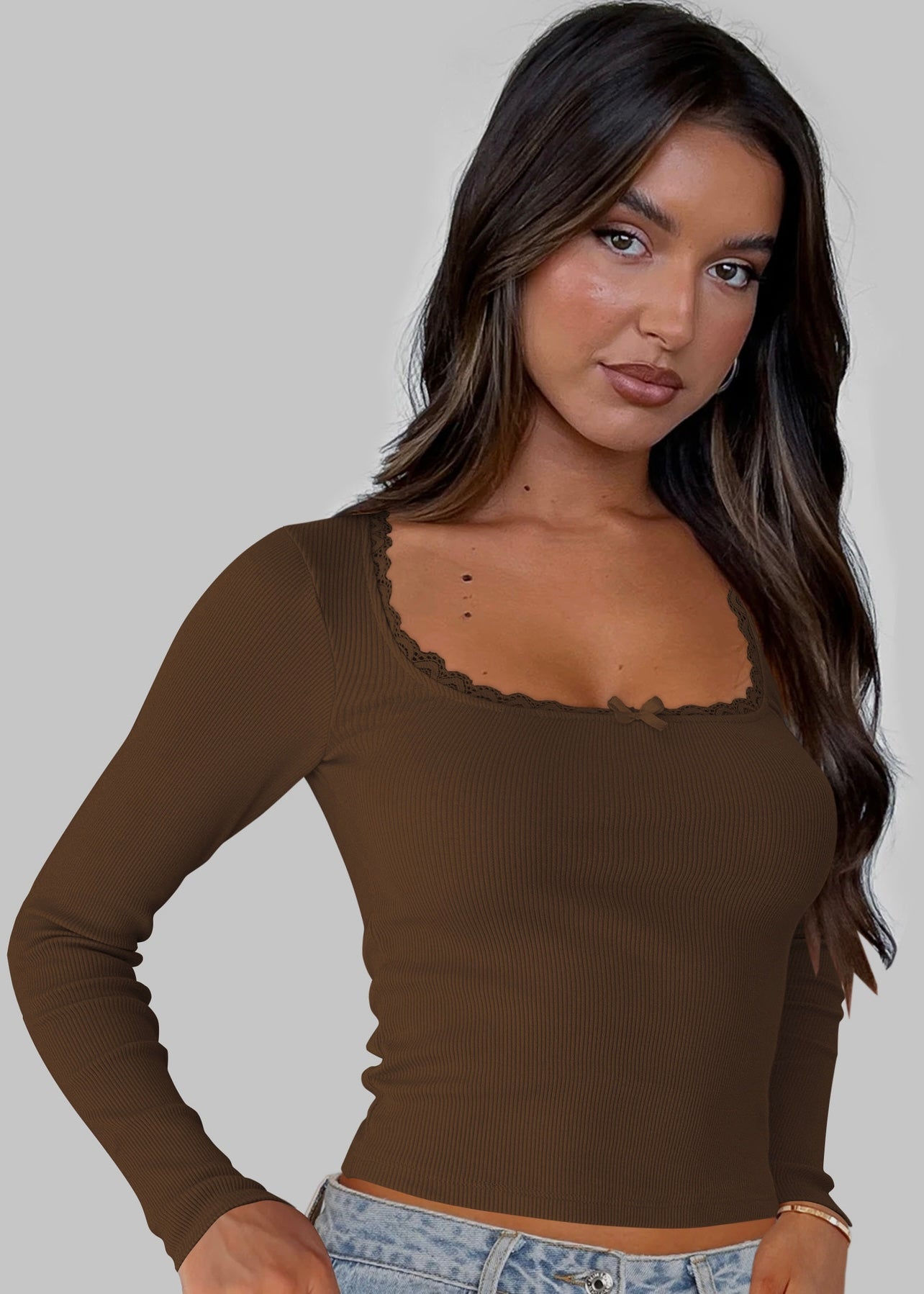 ANNETH LONG SLEEVE TOP- BROWN