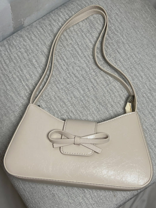 JANNETH BOW BAG- NUDE