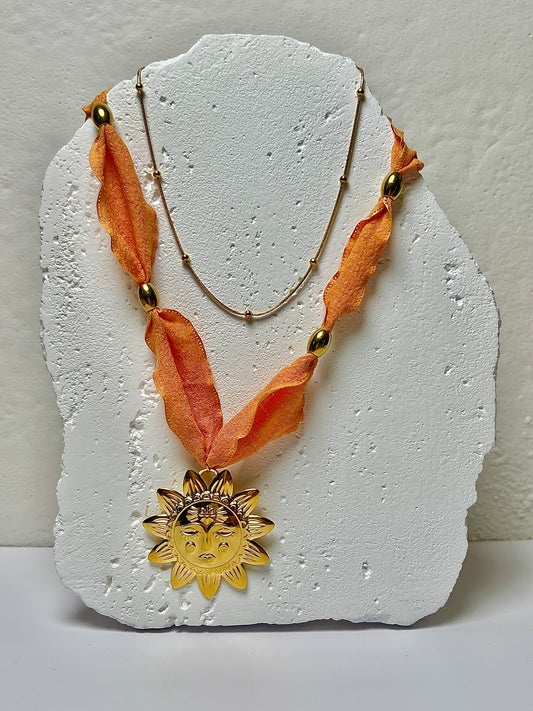 SOL NECKLACE